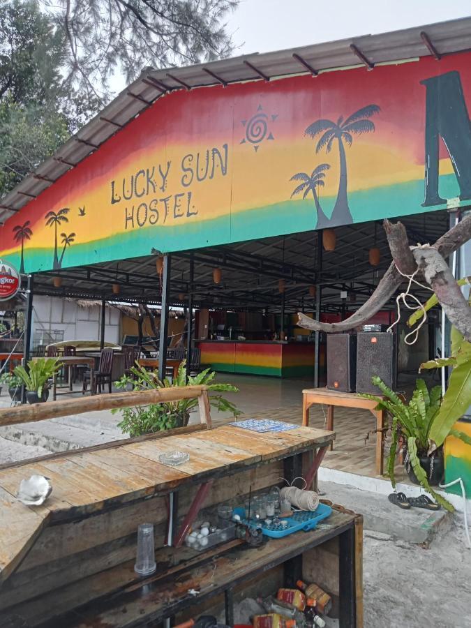 הוסטל קו רונג סנלואם Lucky Sun Saracen Bay מראה חיצוני תמונה