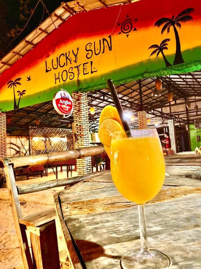 הוסטל קו רונג סנלואם Lucky Sun Saracen Bay מראה חיצוני תמונה